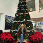 Tricia Helfer Instagram - Santa’s helper?