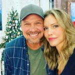 Tricia Helfer Instagram – Look who I ran into at #ChristmasConNJ2022 !! @marcblucas11 😘 @thats4ent