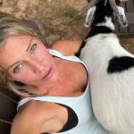 Tricia Helfer Instagram - Larry cuddles. Earl doesn’t get enough screen time on here!