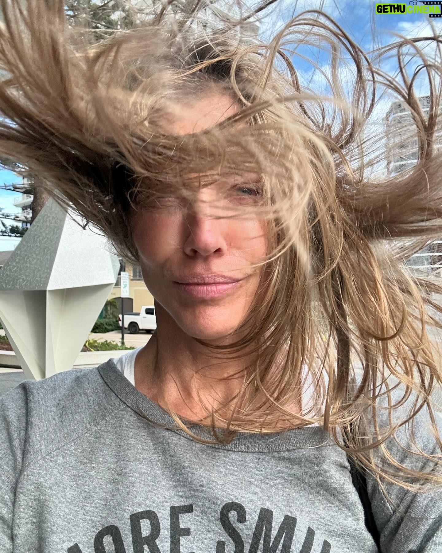 Tricia Helfer Instagram - Walking to get groceries on the Gold Coast and forgetting a hair tie. 😜