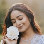 Tridha Choudhury Instagram – In my Rainbow era ⭐️

Captured by @martynova_studio ⭐️

#sanfrancisco #californialove #californiadreaming #californiacaptures #travelwithtridha #traveltherapy #travelcommunity #photoshootfresh #portraitphotoshoot