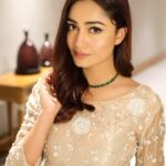 Tridha Choudhury Instagram – If a woman replaces you with peace instead of another man, it’s really over ⭐️

Wearing @midushibajorialabel 
Styled by @intriguelook ⭐️

#indiandesigners #fashionweekly #fashiontrends #trendingreel #instafashionista