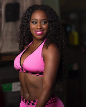Trinity Fatu Instagram - These Naomi BTS photos are AMAZING! 🌟