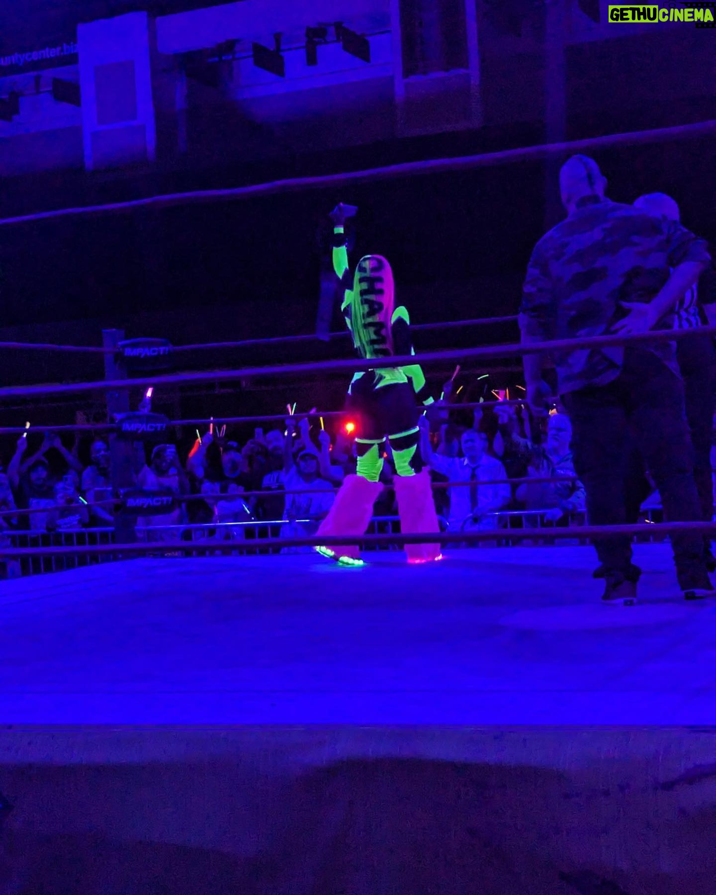 Trinity Instagram - #andstill GLOWING 💚 #knockouts #victoryroad