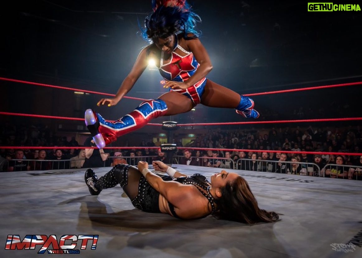 Trinity Instagram - poppin it and dropping it right on @deonnapurrazzo face! Lol 📸 @stompphotography #impactwrestling #knockouts #turningpoint 🇬🇧