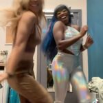 Trinity Instagram – Starting this week with a dance for good vibes! Have a great week everyone! 💝🫰🏼 #tnaknockouts