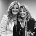 Trisha Yearwood Instagram - Thank you to @keithurban and @vincegillofficial for including me in last night’s concert benefiting @countrymusichof!! We really did it #AllForTheHall!! xo🩵