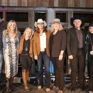 Trisha Yearwood Instagram - Last week, I snuck up to @brushcreekranch in Wyoming and sang with some of my favorite ladies! We had the best time, didn’t we @reba and @terriclarkmusic?! Reba, thank you for the invitation! We raised a lot of money for great causes!! xo