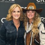 Trisha Yearwood Instagram - I got to chat with the reigning Entertainer of the Year today at @crsofficial. No big deal! @laineywilson, I called my sister right after to tell her you’re pretty cool. Thank you for today!
