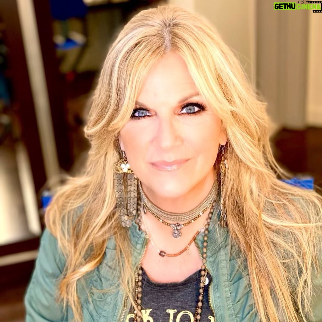 Trisha Yearwood Instagram - Vegas vibes, July 13-16