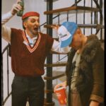 Triz Pariz Instagram - os caras do parque... nois na festa a fantasia do ano novo hehe (referência a apenas um show família se vc nao pegou tome vergonha na cara e va assistir)