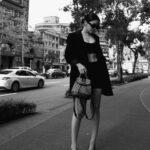 Tsai Jui-hsueh Instagram - 上車嗎?🖤 @gucci #gucci