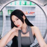 Tsai Jui-hsueh Instagram - 我不洗衣服，我喜歡你😝 - 半夜在韓國拍貼機拍的照片 洗衣機還蠻好玩的ʕ •ᴥ•ʔ