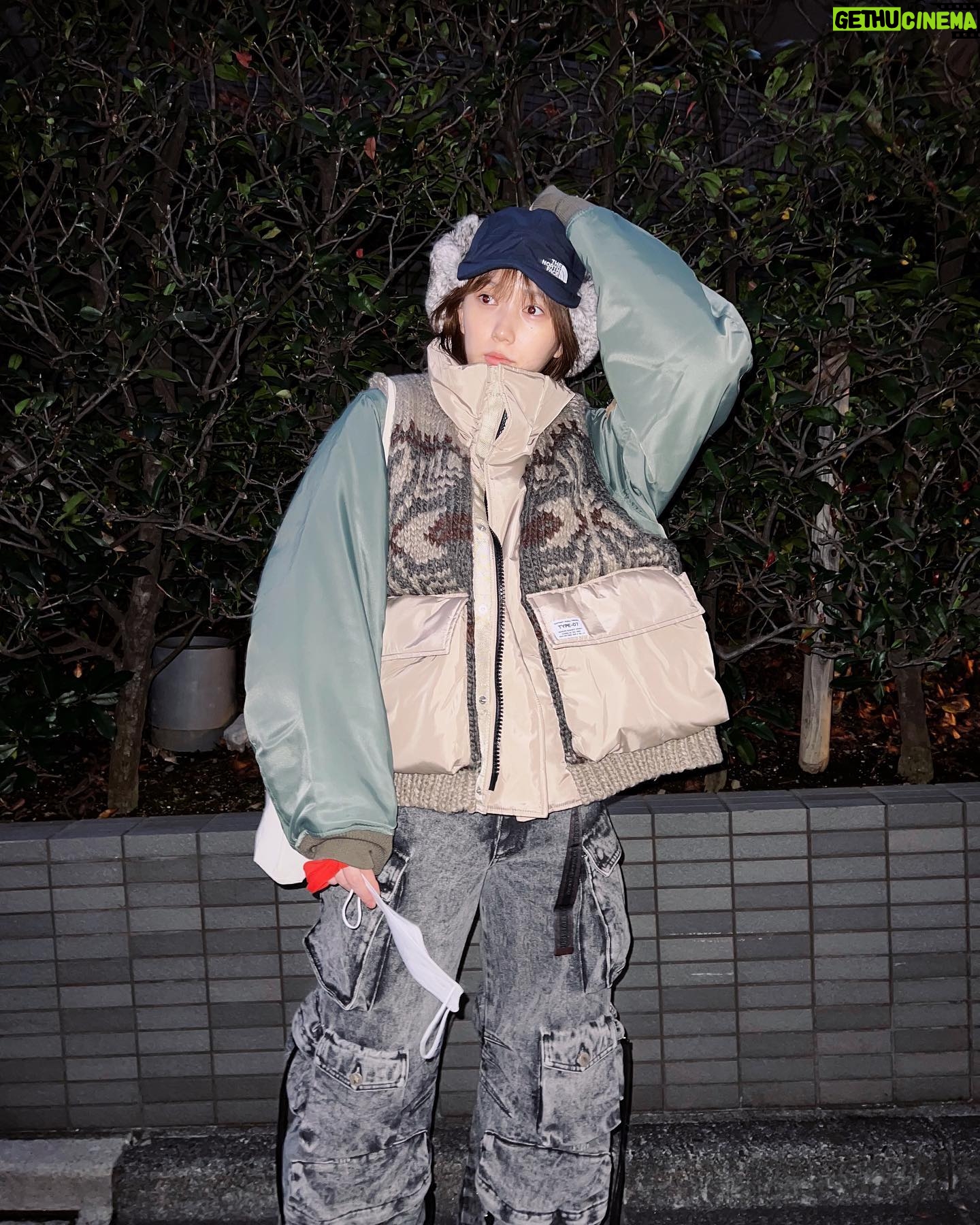 Tsubasa Honda - 219.3K Likes - ⛄️
りゅうせい( @shoot_mori_official )が
@kimihana_tbs で着てたアウターが
あんまりにもかわいくて、ゲットしました🫡
かるい、かわいい、あたたかい。
@elephanttribalfabrics というブランドです🧤
#ちょっとコーデもまねしてますね
#ほんだのふく