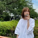 Tsubasa Honda Instagram - 🍙 @smart_tkj からオフィシャルブックが発売する運びとなりました。 中身のテーマは恋人未満友達以上…？の 男の子目線で見た女の子です。 私が作ったゲーム『にょろっこ』の秘話がちょこっと載っていたりも。 付録も素敵なもの2パターン作って頂いたので 楽しんで使って頂けたら😎 #ほんだのばいく #にょろっこ
