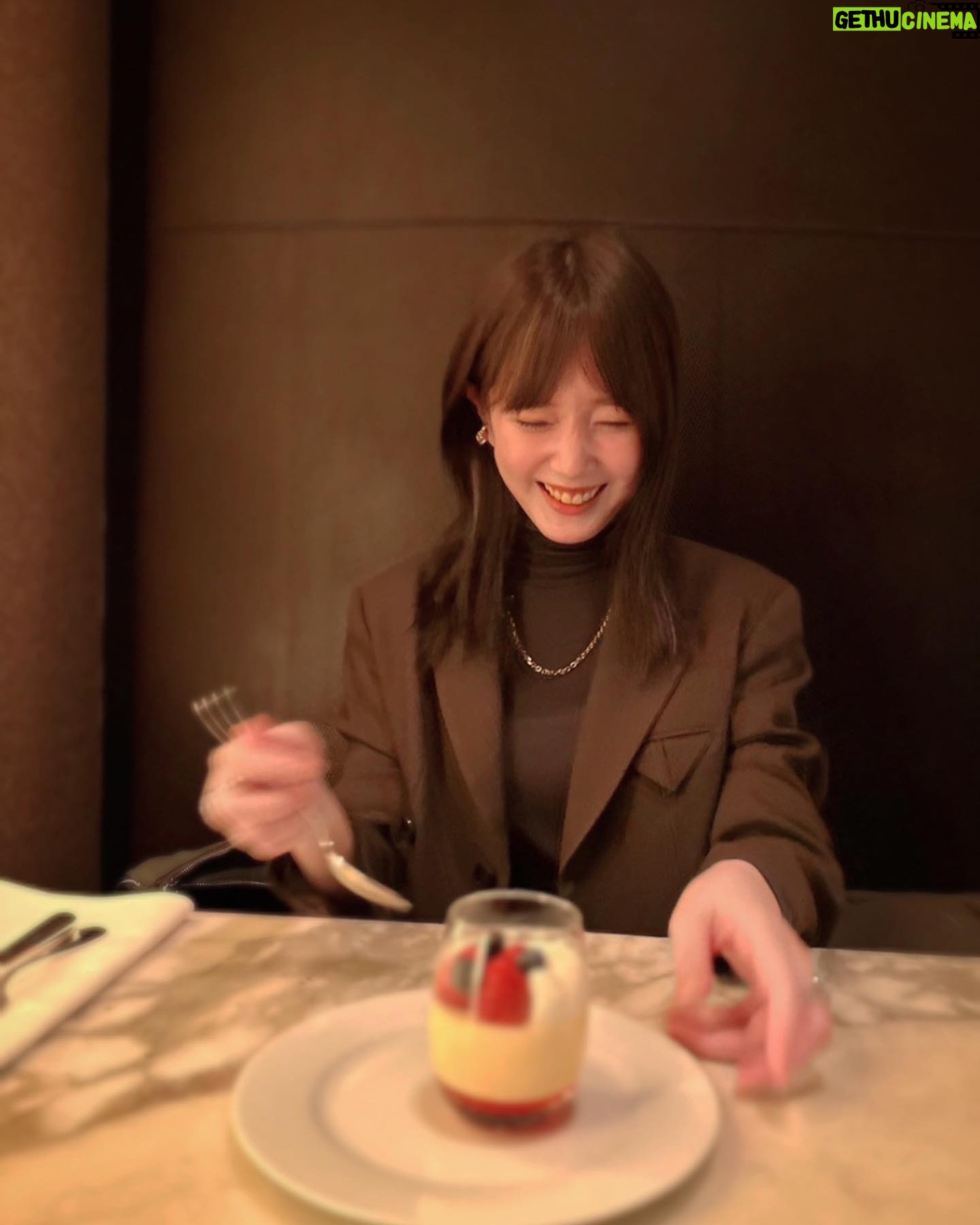 Tsubasa Honda - 201.1K Likes - 🍎
スマホが絶望的になって落ち込んでも
ちいかわがいれば大丈夫。
ちなみにiPhone14proに変えました📱📲
今までずっと大きい画面の方選びがちだったのですが、ねえ全然、小さくていいんですね、スマホ打ちやすい、軽い、ポケットからハミデントしない。学び。