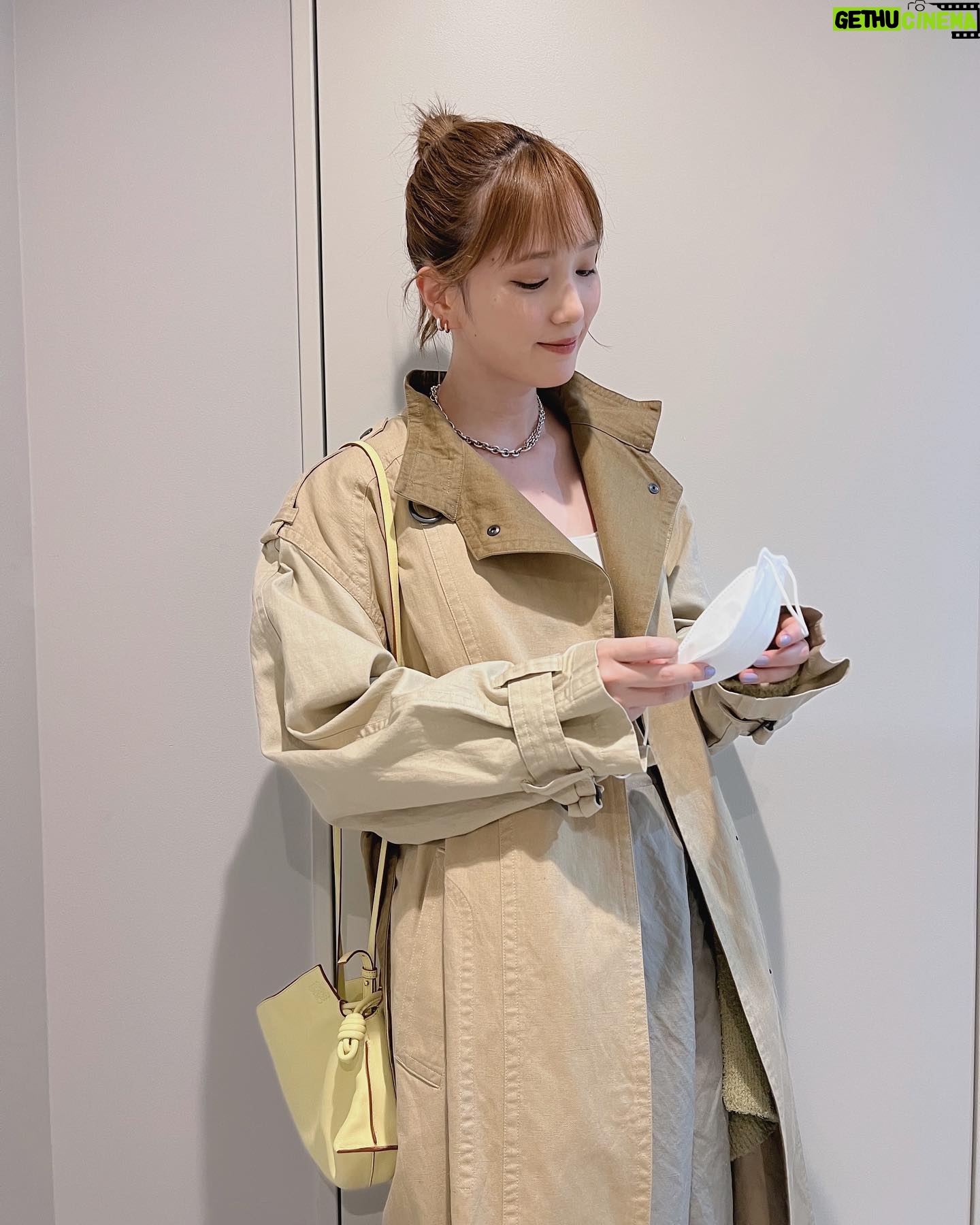 Tsubasa Honda Instagram - 🧥 トレンチとスノカモの相性🫠 春服のyoutube撮ろうかずっと悩んでて そのまま春終わりそうです。 #ほんだのふく #私服投稿アカになってる