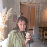 Tsubasa Honda Instagram - 🌏 Instagramで素敵なカフェの投稿を漁っては はぁいつかこんな素敵なカフェいってみたい…と思いを馳せるのが好きなのですが その話を @moremagjp の編集さんにしたら 撮影で連れてってくれました🥹 優しい世界。 #おだんごぴゆーーん
