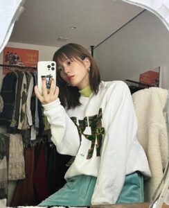 Tsubasa Honda Instagram - 👖 おひさしぶりです🦖 脱出おひとり島に沼っております。 みなさんは何に沼っていますか🦭 #ほんだのふく ←このタグは自分の私服見たい方が調べやすくするためにつけています。こういうの少し照れますよね #脱出おひとり島