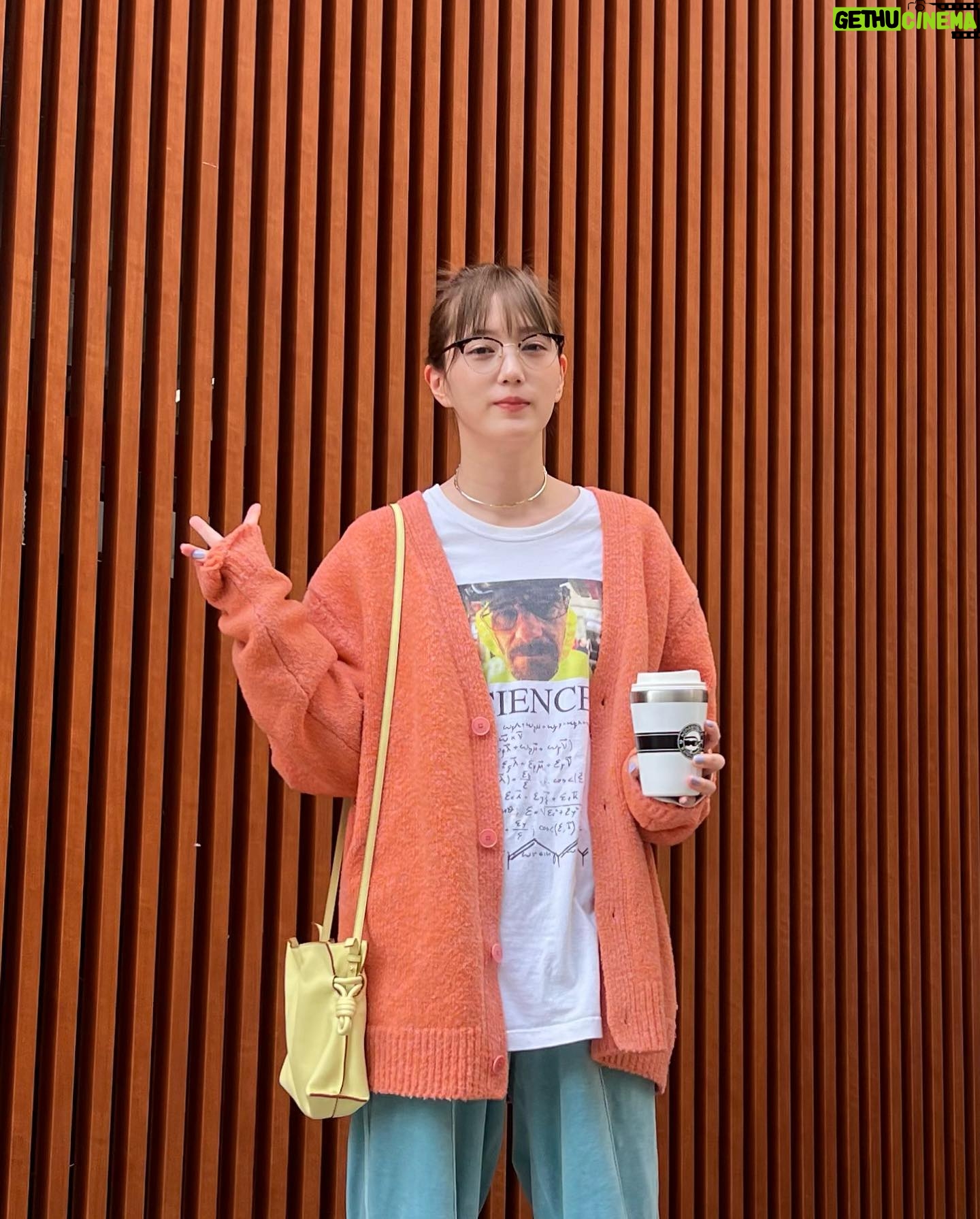 Tsubasa Honda - 195.4K Likes - 🍡
この格好でジムに行ったら
『春ですね〜』と。
洋服で季節を感じられるってなんだかいいですね🐸
#ほんだのふく