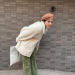 Tsubasa Honda Instagram - 👨‍🎨 いつものアウターです。 関係ありませんが ファスティングを4日間、回復食を4日間 準備食1.5日くらいで約10日間ですね。 早くも今年1辛いことになるのではないかという 10日間を過ごして参りました💀 ですが 私は塩分大好き足むくみまくり体型の人間なのですが 信じられないくらい足のむくみが取れました。 こんな溜まってたの…？と絶望するほどです。 身体をリセットする、ということは 本当に大事なのだなとしみじみ思いました。 #またやりたいとはほとほと思えませんが🥲 回復食一食目はスッキリ大根を食べました。 とてもスッキリします🐳 そして生配信の時に何度もお伝えしていますが ファスティングは不用意に挑戦することをおすすめしません。 きちんとした知識が無い状態で行うのはかなり危険です。 わたしは自分の通っているジム先生がかなり詳しい方だったので 細かく聞きながら挑戦しました🙇‍♀️ #ファスティング #ほんだのふく