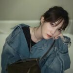 Tsubasa Honda Instagram - 👜 ふわふわのpuzzle bag♡ なんかふわふわってどうしようもなく かわいくて素敵だよねぇ🥹 おすすめのアプリゲームある？ #ずっと探してる #ポケモンスリープ ははじめてみた。フシギダネかわいい。 #ootd #ほんだのふく