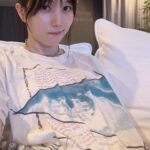 Tsubasa Honda Instagram - 😏 外でお祭りの音がしたりするけど 焼きそばとチョコバナナあるのかな 出ないけど
