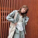 Tsubasa Honda Instagram - 🦕 最近ワンピースを50巻(スリラーバーク終わりくらい) から読み返していますお久しぶりです🦭 86巻まで読み進めたのですがドレスローザ編って こんなに涙無くては読めなかったっけ？ってくらい 感動しました。今日暖かいですね🦧 キュロス泣く。 #ワンピース 服は @auralee_tokyo のセットアップに @todayful_ の開襟シャツです💁‍♀️ #ほんだのふく