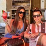 Tuğçe Özbudak Instagram - Ahiretliğimle yunanistan’ı fethettik şimdi Fransa düşünsün😂 En iyi arkadaşla en güzel tatil🙌🏽💙🏛️🇬🇷 @yaseminsoyseckinatila