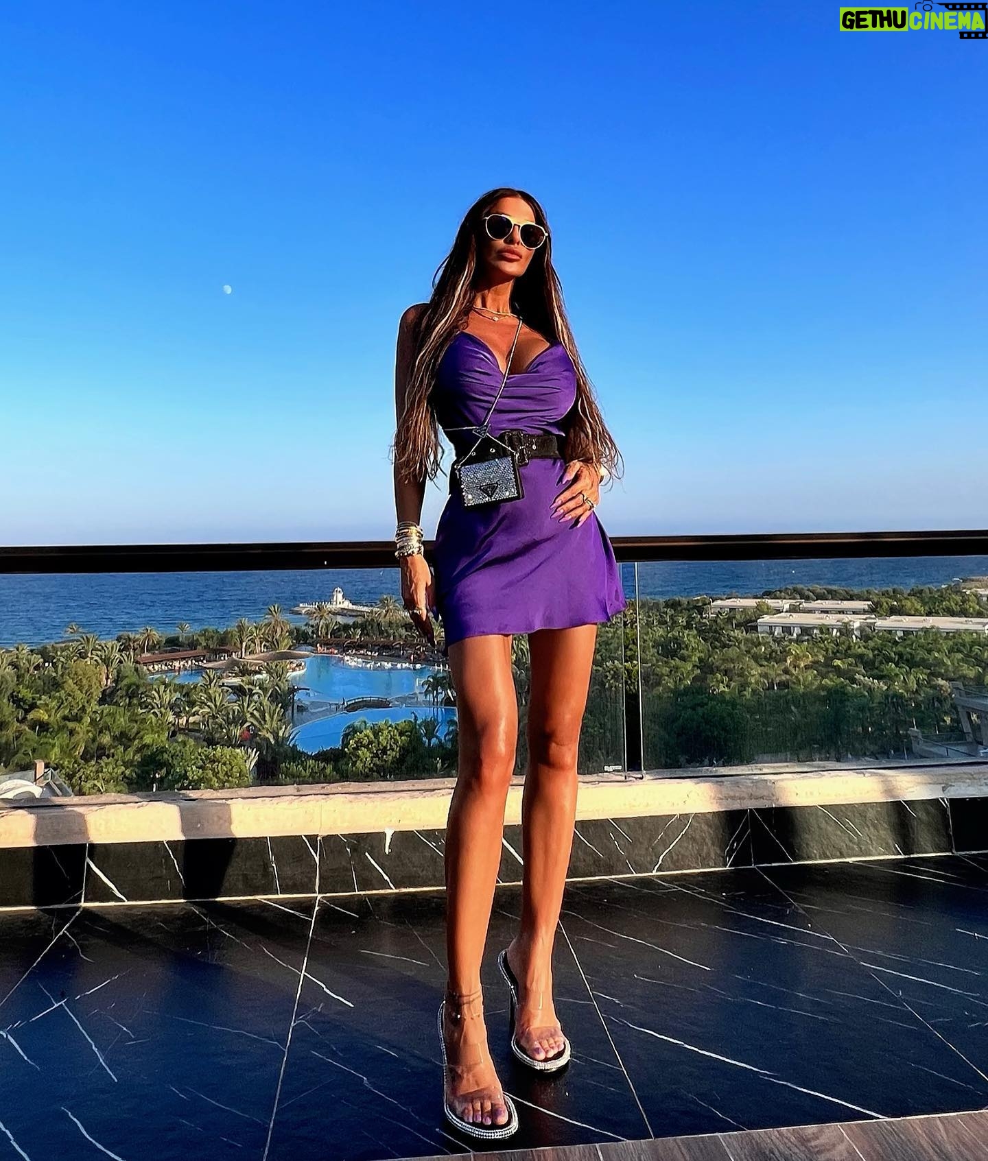 Tuğçe Özbudak Instagram - Kim benim hakkımda ne düşünüyorsa, Allah ona 100 katını versin inşallah🤲🏽🤲🏽🤲🏽 iyiyse iyi, kötüyse köü🙌🏽