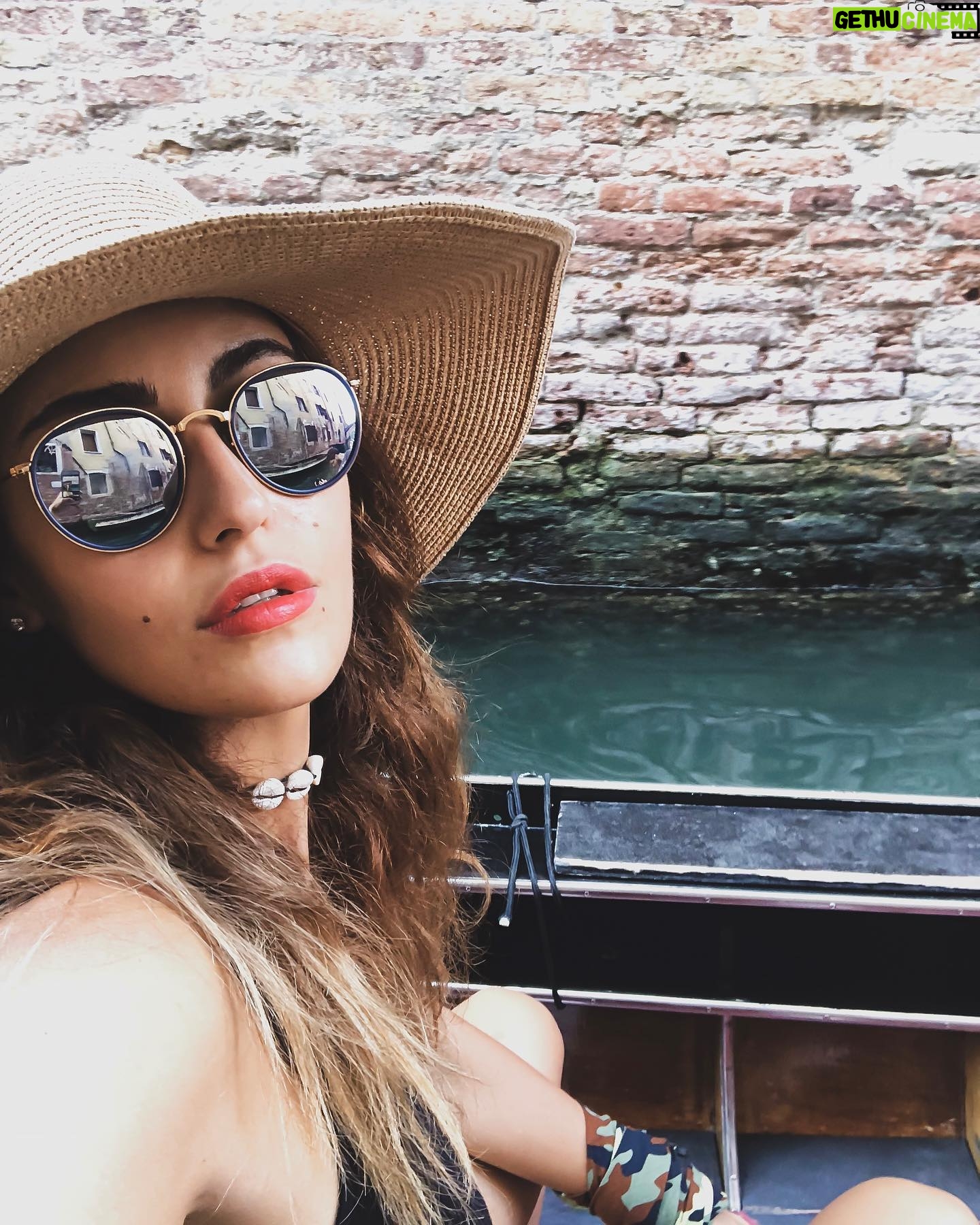 Tuğba Melis Türk Instagram - En yakın zamanda tekrar gitmek istediğim yer 🛶💚 #venedik #venezia #tb