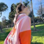 Tuğba Melis Türk Instagram – Look at the sun and just breathe 🌈 💜