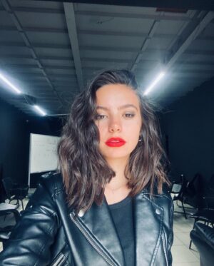 Tuana Naz Tiryaki Instagram - Bir ben iki @mervebolugur ya ! 💄