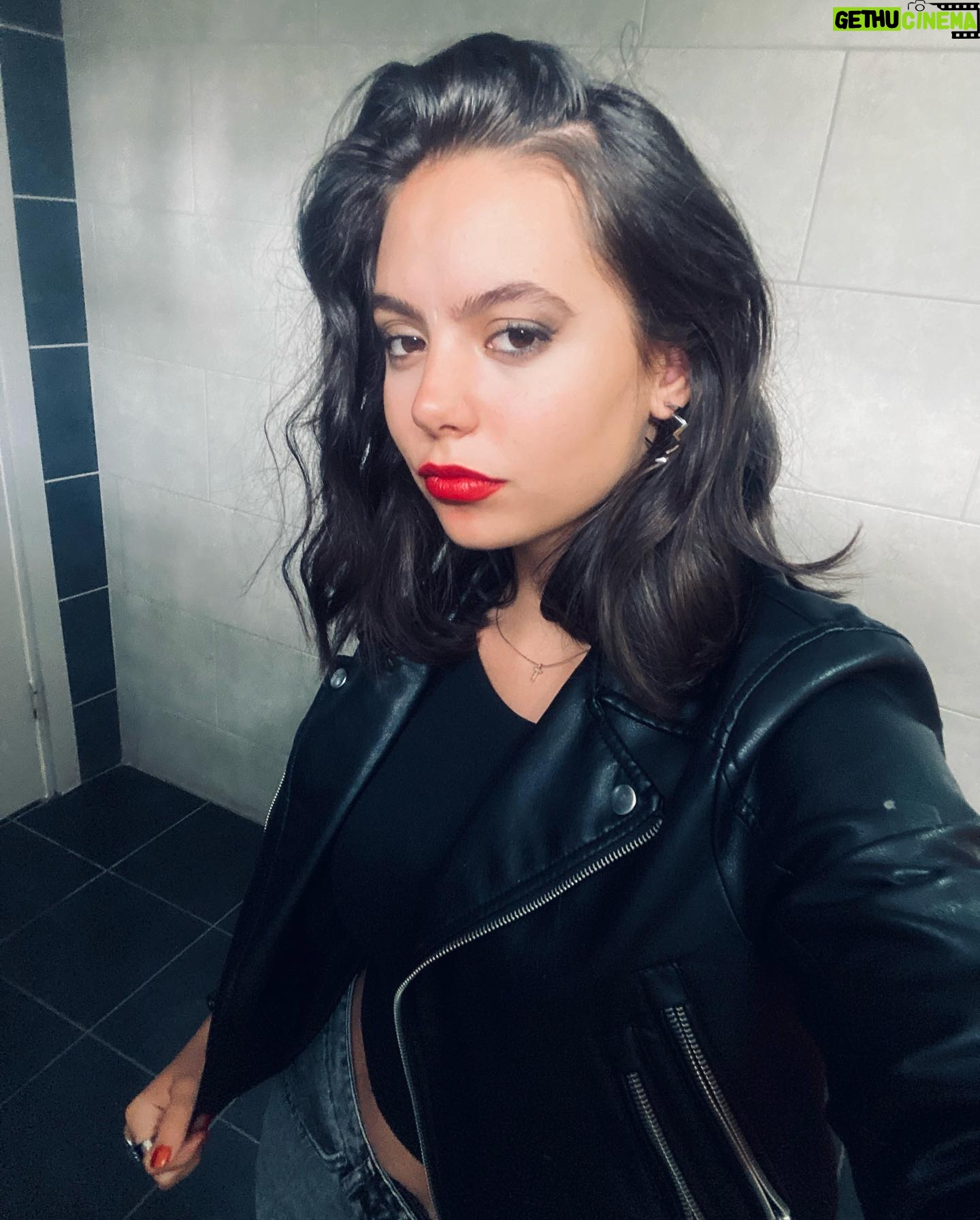 Tuana Naz Tiryaki - 72.8K Likes - Bir ben iki @mervebolugur ya ! 💄