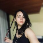 Tuana Naz Tiryaki Instagram - sizin için aşkın saati kaçtır ? 🥂🧸