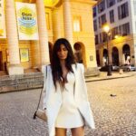 Tuba Büyüküstün Instagram – I am here to listen if you’re ready to talk.. 
and then i will tell you a story if you’re willing to be here to look into my eyes.. 
From a nice evening.. #paris  #darkblueandmoonlight  #white 🤍with my favorite white coat..