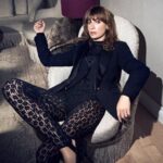 Tuba Ünsal Instagram – Sence @tubaunsal’in koleksiyondan favori parçaları hangileri? 

Tuba Ünsal x Koton Sonbahar/Kış 2023-24 sezonundan en hit parçaları Koton mağazalarında keşfetmeye davetlisin.💗 #işbirliği