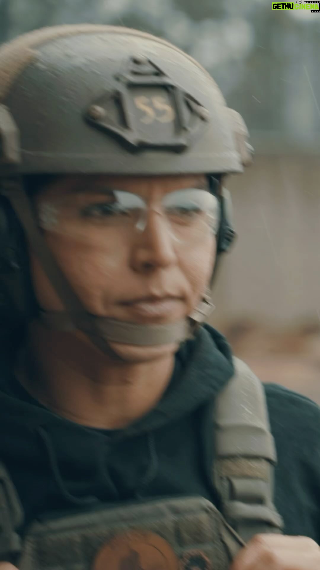 Tulsi Gabbard Instagram - We’re 5️⃣ DAYS AWAY from the SFCT’s Celebrity | Green Beret Tactical Challenge!!!! 🔥🔥🔥🔥 Check out @tulsigabbard repping for the ladies and getting after it in last year’s event - Tulsi came in 2nd place last year, but we’ve seen her practicing so the dudes better watch out!!! Want to see who else is joining?! We’ve got a fantastic line up this year! Check out our celeb teams!!! @tulsigabbard @chuckwicks @ryanbader @danhendo @mickmaynard2 @setemagali @laurazerra @jackosbourne @aqshipley @khonrygracie @ryanmiller_73 @michaelraymusic @henry_cejudo Tony Saunders #sfcharitabletrust #specialforces #greenberet #funraisingfunds #tacticalchallenge