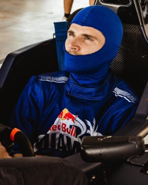 Twan Kuyper Instagram - F1 was so insane @redbullracing @redbullusa #givesyouwiiings