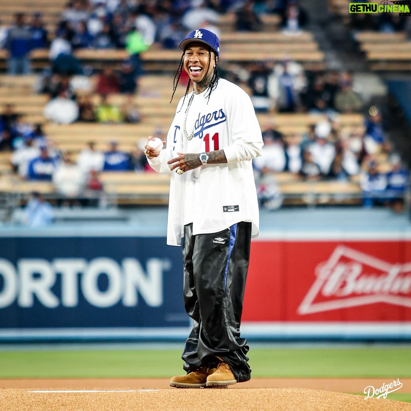 Tyga Instagram - T-Raww in the house. Thanks for stopping by, Tyga!