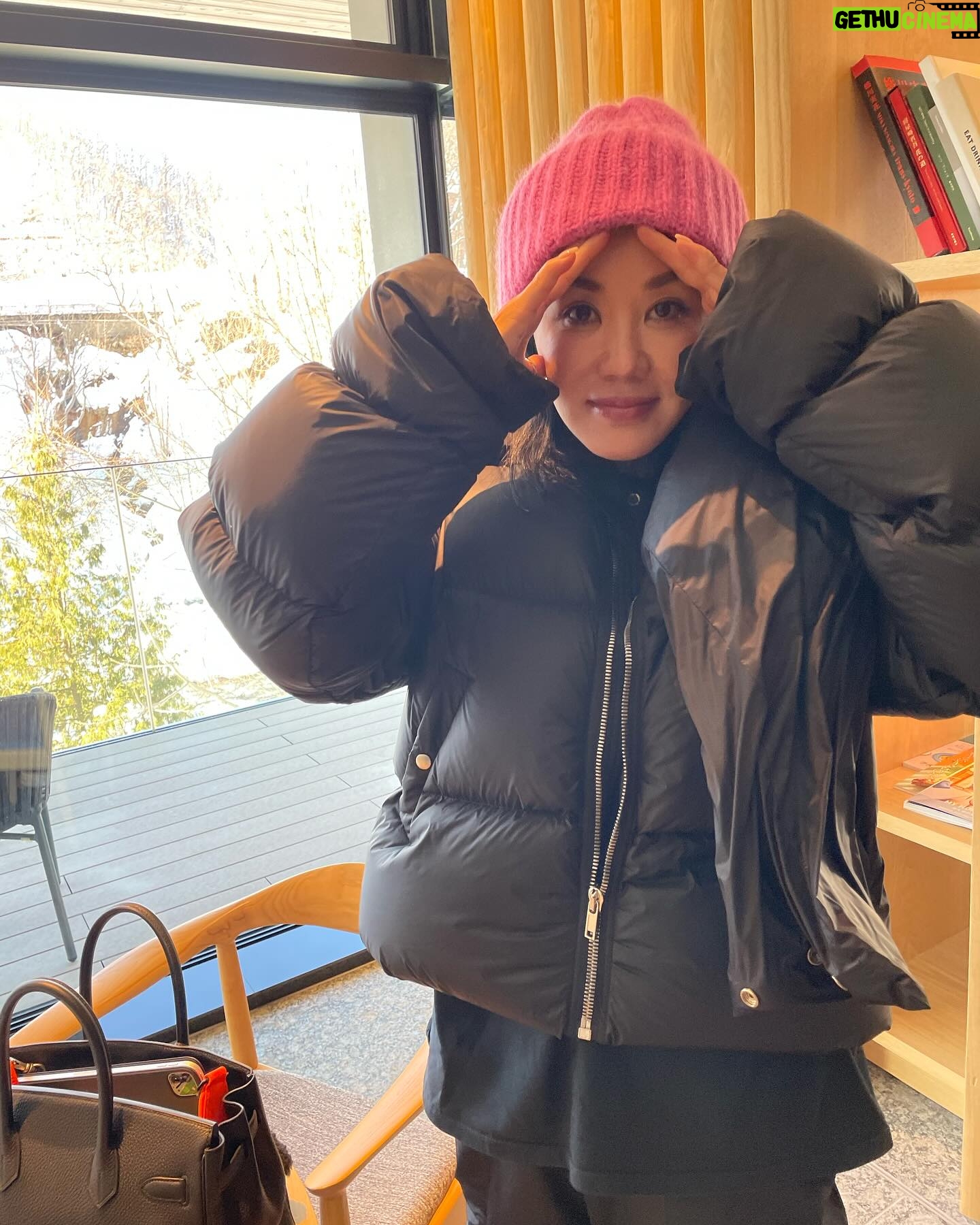 Uhm Jung-hwa Instagram - #moment #trip #ski