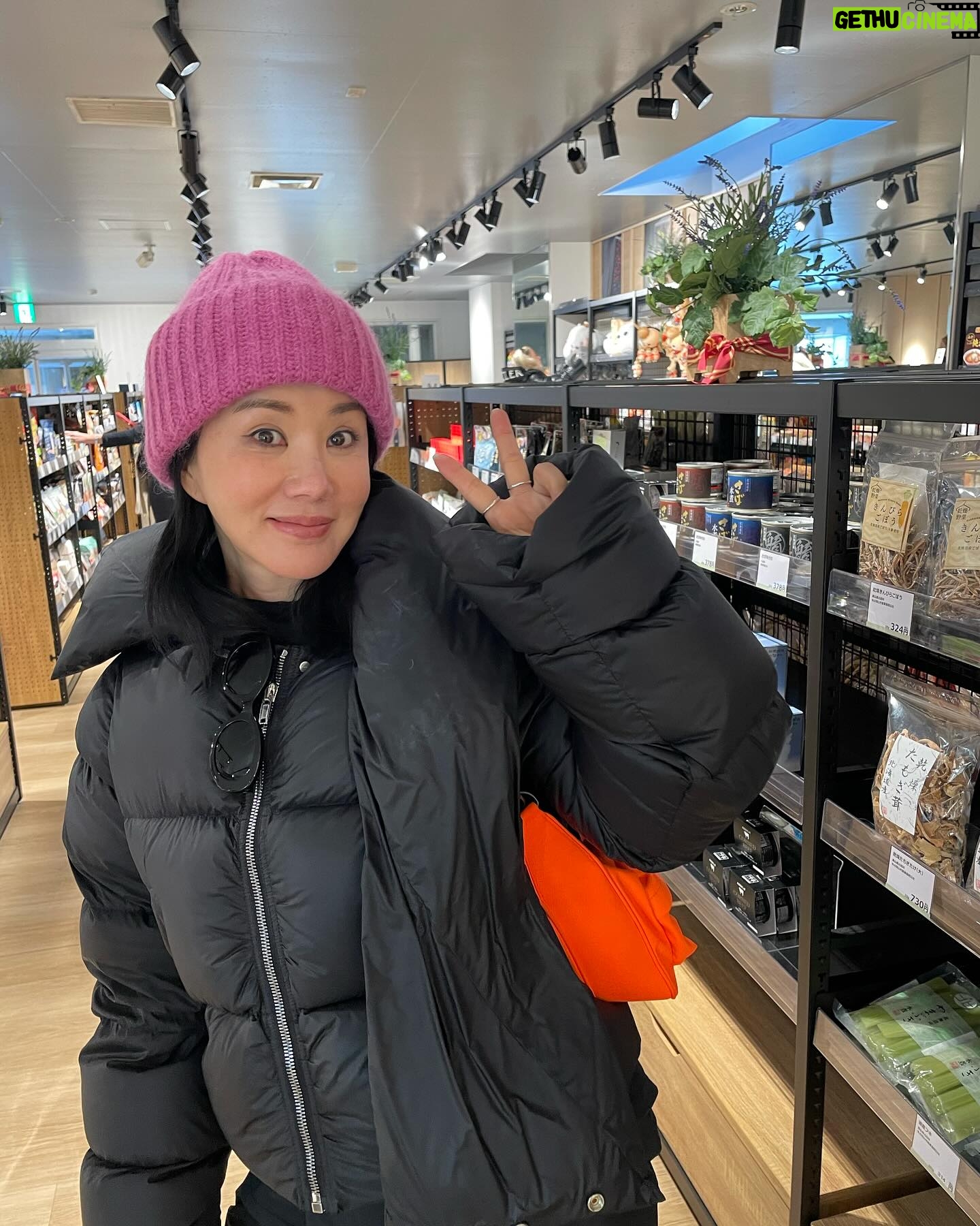 Uhm Jung-hwa Instagram - #moment #trip #ski