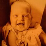 Uma Thurman Instagram – Toothless me, discovered by my mother