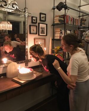 Uma Thurman Instagram - Maya made a party, so beautiful, so much to be thankful for , friends most of all.