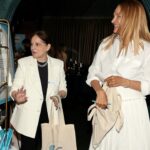 Uma Thurman Instagram – It was a genuine pleasure to dine amongst this inspiring group of future shapers at the @roomtogroworg Mother’s Day luncheon, thank you to everyone involved! 

Room To Grow helps expecting parents from underserved communities with both support and free baby items, learn more through the link in my bio 💐