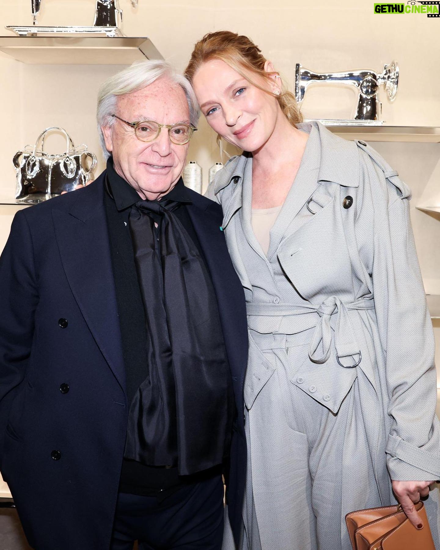 Uma Thurman Instagram - My great joy to see the new success for Diego Della Valle & Tod’s - Iconic & still modern Italian brand speciale! Congrats Diego and Tod’s team on all your success. And my deepest gratitude for your support of @roomtogroworg as we work together to make things better for American children. #Tods #todsnyc
