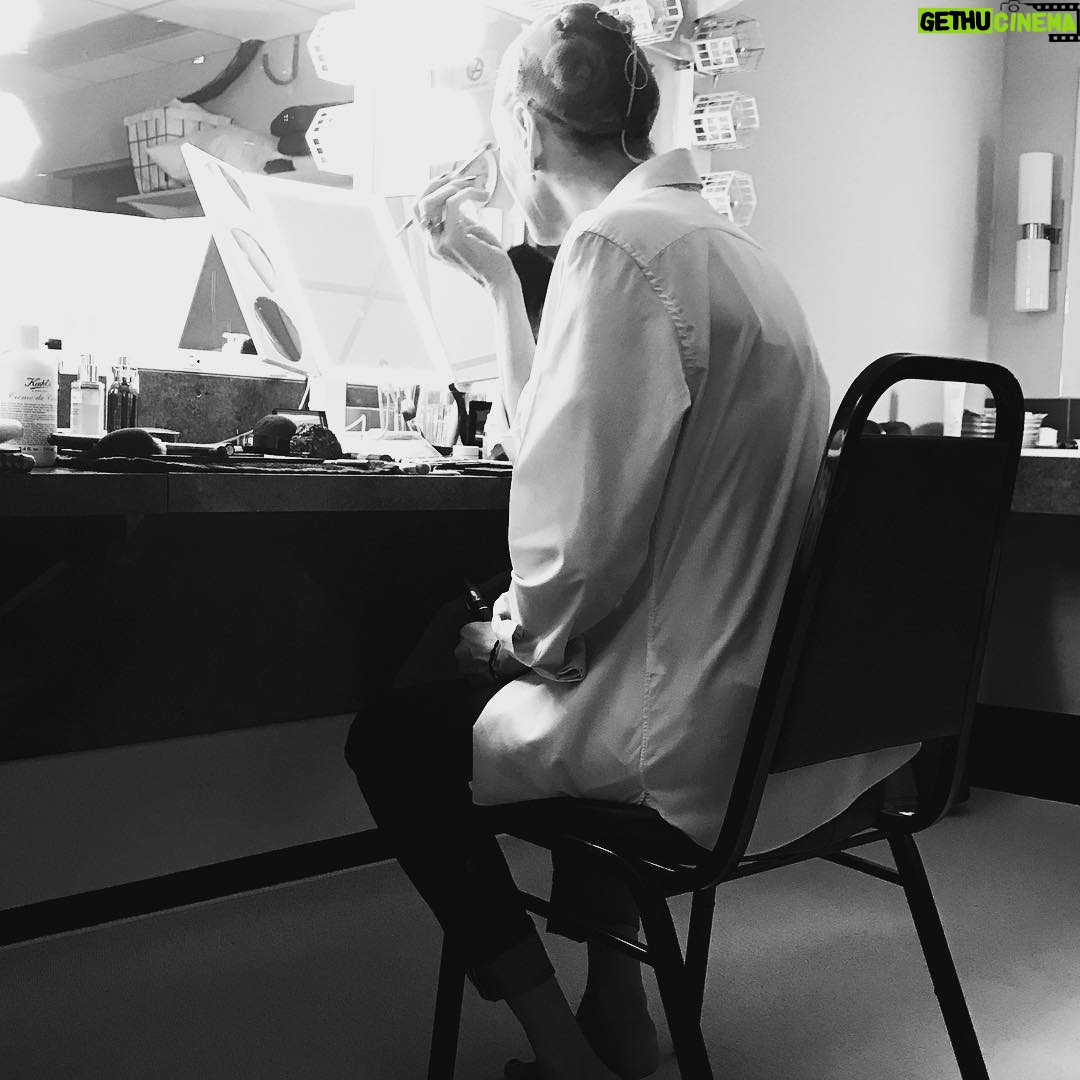 Uma Thurman Instagram - sitting alone in the hudson theater, painting my face. thank you for hearing me, it's so much better not to sit alone. a new feeling. i am so grateful.