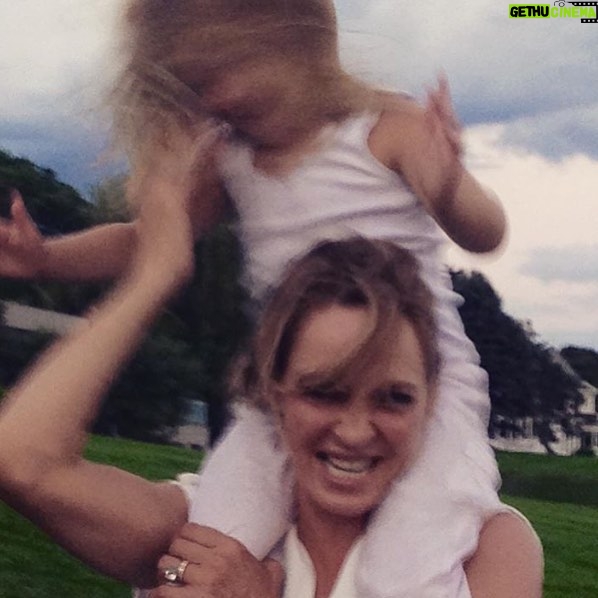 Uma Thurman Instagram - My friend Anna capturing our reunion.... #family