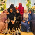 Umie Aida Instagram - Festival Ummah MegaHaflah ~ Dato @rozzanarahmat MasyaAllah.. majlis yang penuh pengisian , semoga sis sekeluarga diberkatiNya dan sentiasa dalam rahmatNya . Aamiiin 💝