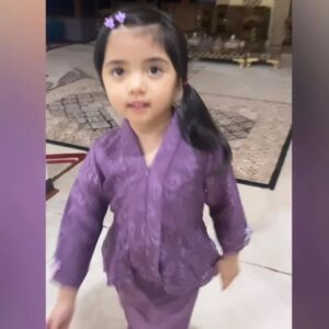 Umie Aida Instagram - Dengan ini ibu mengishtiharkan Raya Dah Habis 😂
